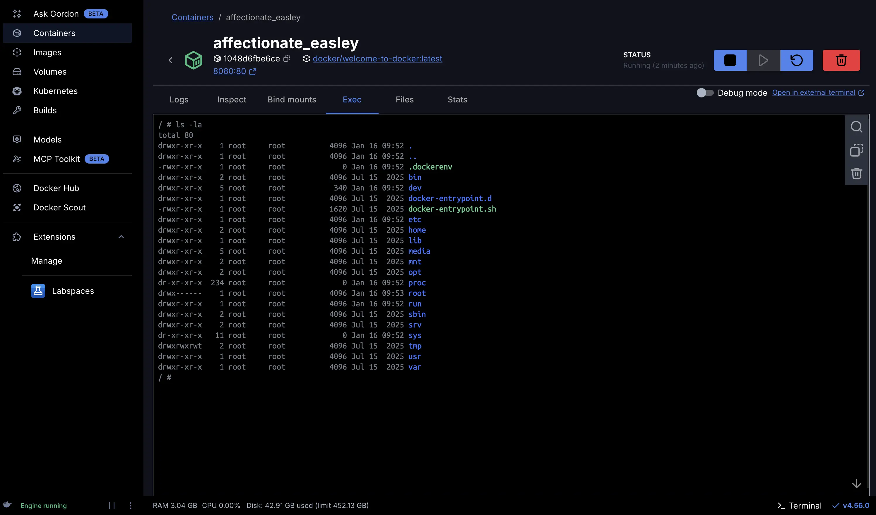 在 Docker Desktop 中进入正在运行的容器的截图